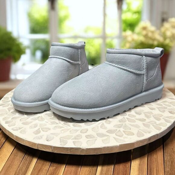 UGG Classic Ultra Mini Boots Sea Foam Suede Sheepskin Shearling Fur Lined Size 6 - Picture 4 of 11